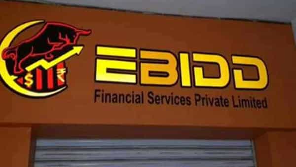 EBID Scam: మెడలో అరకిలోకి తగ్గకుండా గోల్డ్.. చుట్టూ బౌన్సర్లు.. కాస్ట్లీ కార్లతో ఒక డాన్లా కటింగ్.. కట్ చేస్తే.!