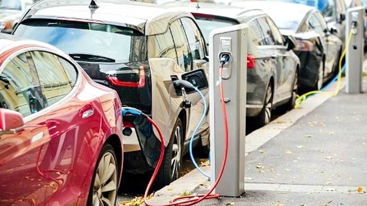 Electric Vehicles: ఎలక్ట్రిక్ వాహనాల వినియోగంలో ముందున్న ఆ రాష్ట్రం.. ఛార్జింగ్ ధరలు ఎలా ఉన్నాయంటే..