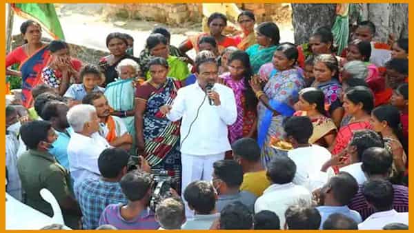 Huzurabad Bypoll: పెనుగులాట జరుగుతుంది... ఏం చేసినా జనం నా వెంటే.. ఎన్నికల్లో గెలిచి తీరుతాంః ఈటల