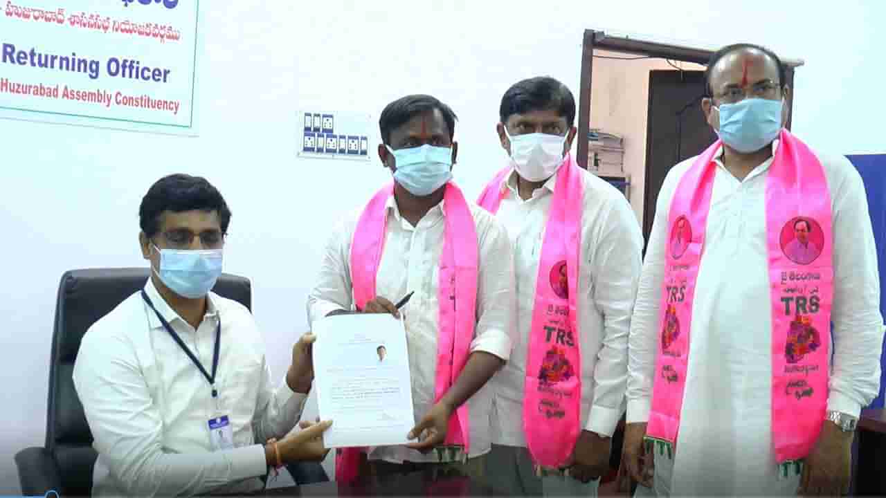 Huzurabad By Election: హుజూరాబాద్‌ టీఆర్‌ఎస్‌ అభ్యర్థి గెల్లు శ్రీనివాస్‌ యాదవ్ ఆస్తులు ఎన్ని ఉన్నాయో తెలుసా..?