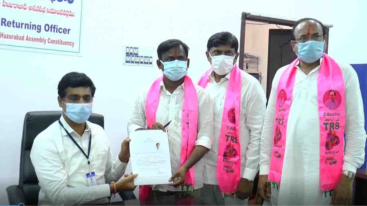 Huzurabad By Election: హుజూరాబాద్‌ టీఆర్‌ఎస్‌ అభ్యర్థి గెల్లు శ్రీనివాస్‌ యాదవ్ ఆస్తులు ఎన్ని ఉన్నాయో తెలుసా..?