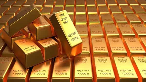 Gold Price Today: మహిళలకు శుభవార్త.. తెలుగు రాష్ట్రాల్లో 10 గ్రాముల బంగారం ధర ఎంత ఉందంటే..!