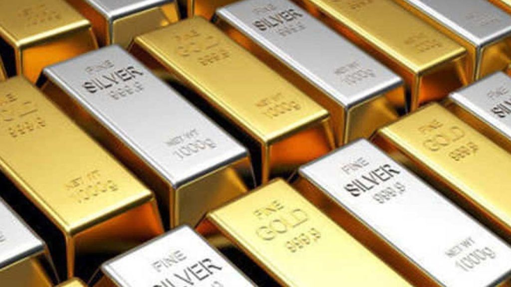 Gold & Silver Price: పసిడి ప్రియులకు బ్యాడ్ న్యూస్.. పెరిగిన బంగారం ధర.. స్థిరంగా వెండి ధర.. Gold & Silver Price: పసిడి ప్రియులకు బ్యాడ్ న్యూస్.. పెరిగిన బంగారం ధర.. స్థిరంగా వెండి ధర..