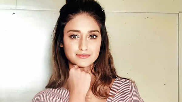 Ileana DCruz: ఇన్స్టాలో బోరున ఏడ్చేసిన ఇలియానా.. కారణమేంటంటే..