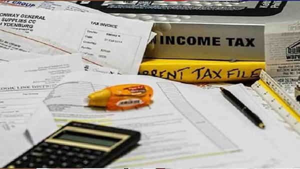 Retrospective tax: కేంద్ర ప్రభుత్వం మరో కీలక నిర్ణయం.. ‘రెట్రోస్పెక్టివ్ ట్యాక్స్’ రద్దు..! నోటిఫై చేసిన ఆర్థిక శాఖ