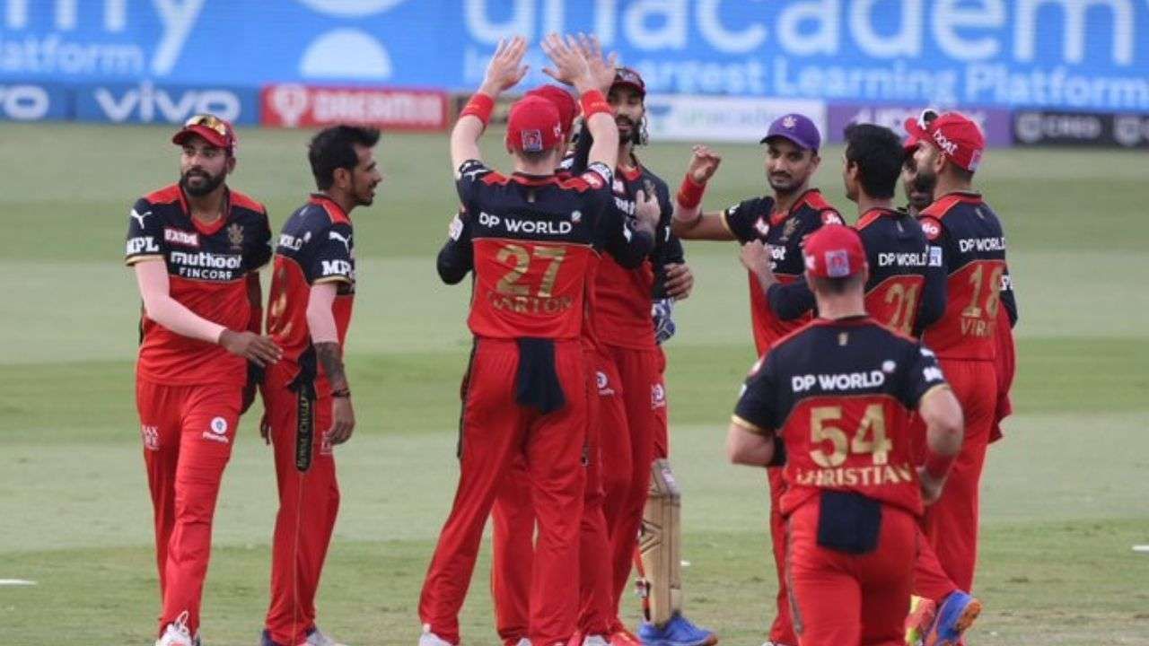 IPL 2021,  RCB vs PBKS Match Result: ఉత్కంఠ మ్యాచులో కోహ్లీసేనదే విజయం.. ప్లే ఆఫ్‌కు చేరిన బెంగళూరు