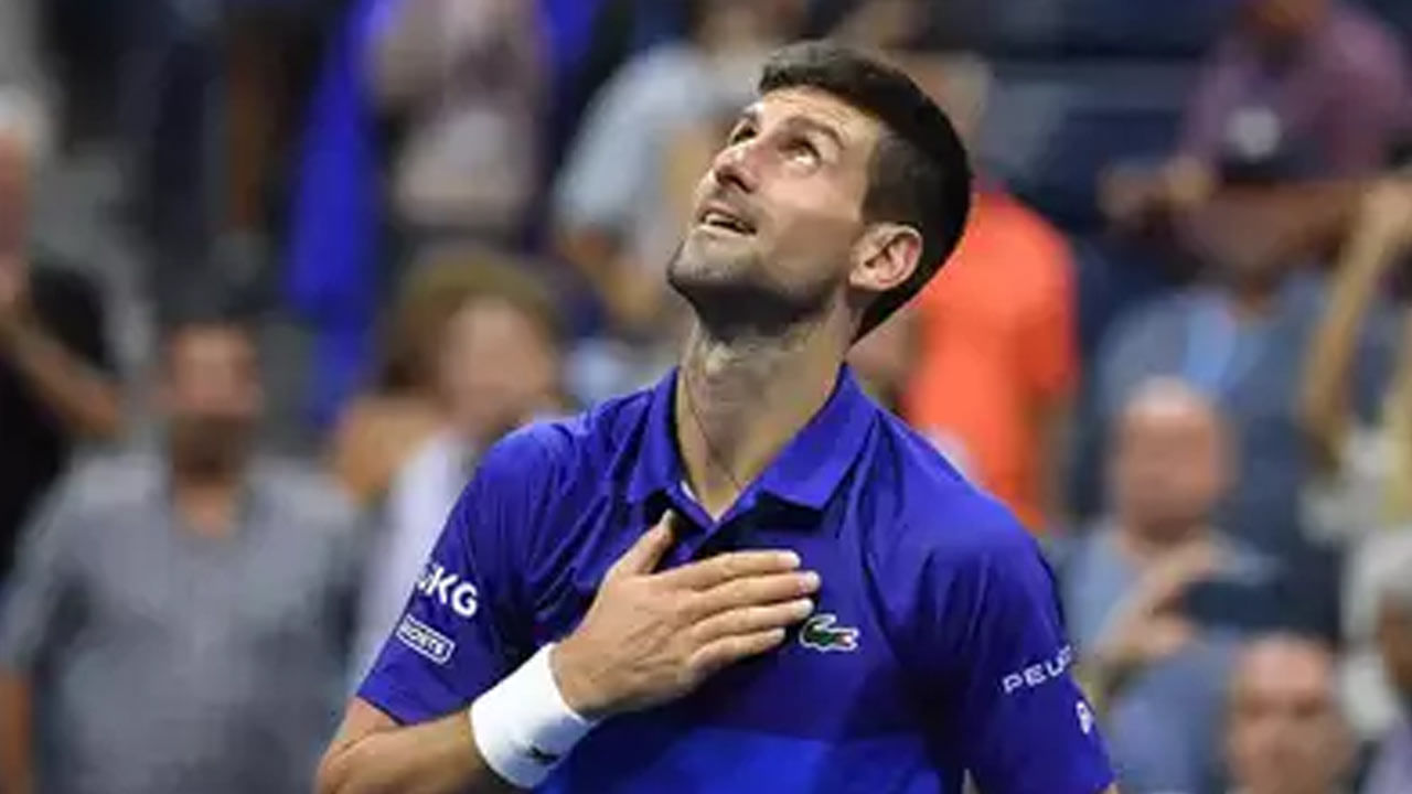 Novak Djokovic: టీకా వేసుకున్నానో లేదో తెలియనవసరం లేదు.. నొవాక్ జకోవిచ్ వివాదాస్పద వ్యాఖ్యలు..