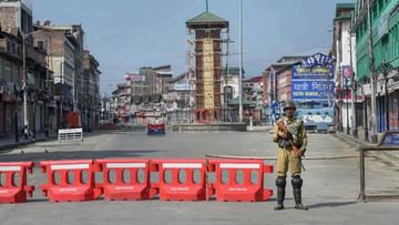 Jammu Kashmir: లోయలో రెచ్చిపోయిన ఉగ్రవాదులు.. ఉపాధ్యాయులపై కాల్పులు.. ఇద్దరు మృతి..