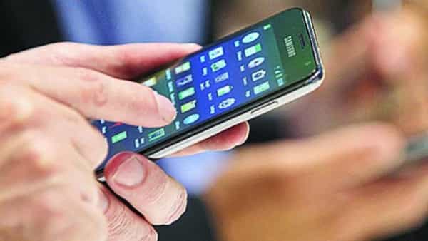 Jio Cashback Offer: మీరు జియో సిమ్ వాడుతున్నారా..? ఈ రీచార్జ్లపై క్యాష్బ్యాక్ ఆఫర్..!