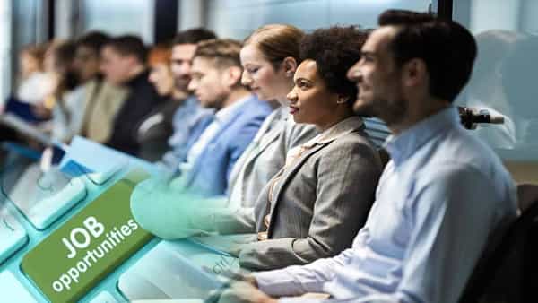 Bank Jobs: నిరుద్యోగులకు గుడ్న్యూస్.. డిగ్రీ పాసైన వారికి ఉద్యోగ అవకాశాలు.. 7855 ఉద్యోగాలకు నోటిఫికేషన్.. పూర్తి వివరాలు..!