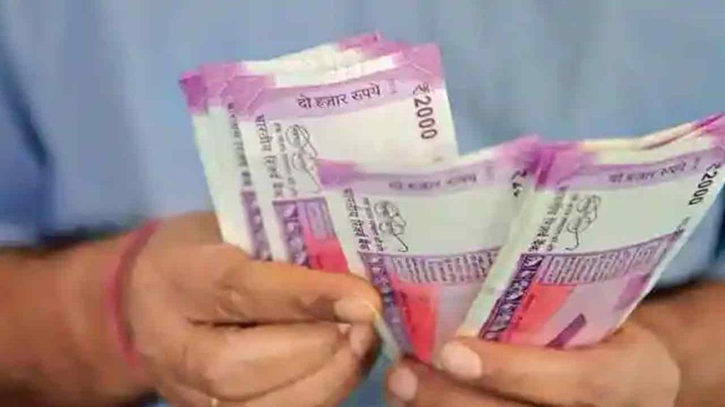 Money Saving: డబ్బు ఖర్చువుతుందని చింతించకండి..! పొదుపు కోసం ఈ 4 మార్గాలు ఎంచుకోండి.. Money Saving: డబ్బు ఖర్చువుతుందని చింతించకండి..! పొదుపు కోసం ఈ 4 మార్గాలు ఎంచుకోండి..