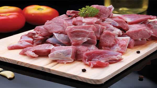 Mutton: మటన్ ప్రియులకు హెచ్చరిక..! జర చూసి కొనండి.. లేదంటే ప్రాణాలకే ప్రమాదం..