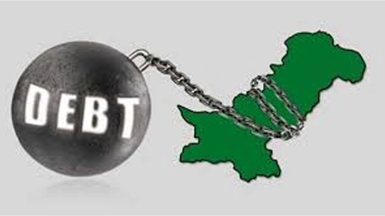 Pakistan Debt Crisis: అప్పుల ఊబిలో పాకిస్తాన్.. అప్పు మాఫీ చేయమని చైనా ముందు మోకరిల్లిన పాక్!