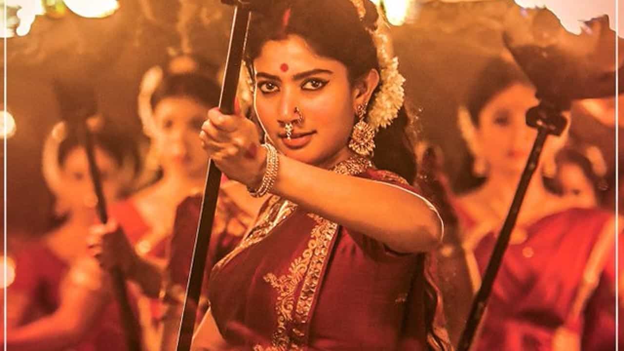 క్లాసికల్ డాన్స్ టచ్ తో సాగే ఈ పాటలో సాయిపల్లవి డాన్స్ నెక్స్ట్ లెవల్ అంటున్నారు