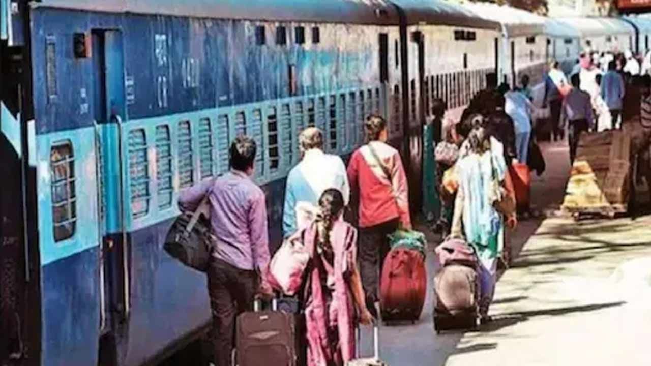 Festival Special Trains: తెలుగు రాష్ట్రాల ప్రయాణికులకు గుడ్‌న్యూస్.. నేడు, రేపు ప్రత్యేక రైళ్లు.. వివరాలివే..