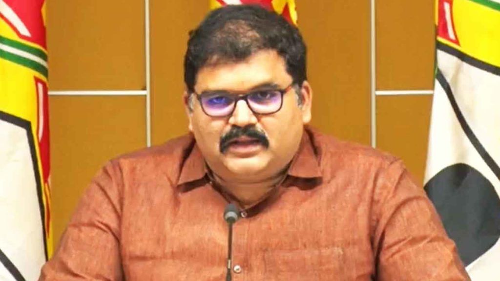 TDP vs YCP: పట్టాభిని అందుకే అరెస్ట్ చేయాల్సి వచ్చింది.. రిమాండ్ రిపోర్ట్లో కీలక విషయాలు పేర్కొన్న పోలీసులు.. TDP vs YCP: పట్టాభిని అందుకే అరెస్ట్ చేయాల్సి వచ్చింది.. రిమాండ్ రిపోర్ట్లో కీలక విషయాలు పేర్కొన్న పోలీసులు..
