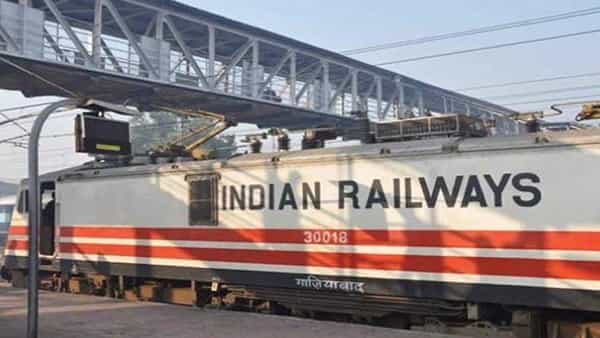 Railway Jobs: రైల్వేలో 1664 పోస్టులకు నోటిఫికేషన్.. ఎలాంటి రాత పరీక్ష లేదు.. ఆ మార్కుల ఆధారంగానే ఎంపిక..!