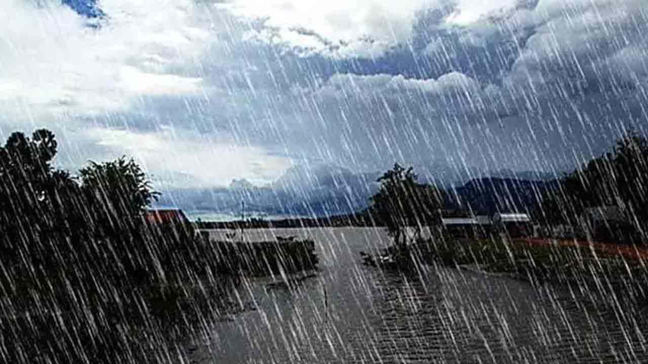 AP Rain Alert: ముంచుకొస్తున్న మరో ముప్పు.. ఏపీ ప్రజలకు వాతవరణ శాఖ అలెర్ట్..