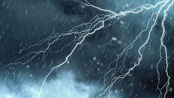 AP Weather Updates: ఏపీకి రెయిన్ అలర్ట్.. మరో మూడు రోజులపాటు వర్షాలు: వాతావరణ శాఖ