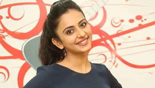 Rakul Preet Singh: స్విమ్మింగ్ పూల్లో రకుల్ ప్రీత్ జలకాలాట.. తిరిగి ఆ రోజుల్లోకి వెళ్లాలని ఉందంటా..