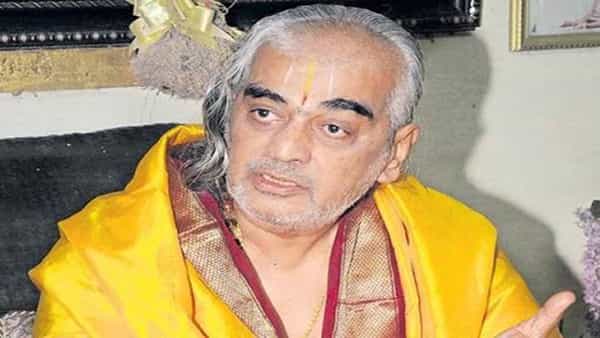 Ramana Deekshithulu: పూజ చేయనీయకుండా అడ్డుకుంటున్నారు.. సీఎం జగన్ను ట్యాగ్ చేస్తూ రమణ దీక్షితుల ట్వీట్