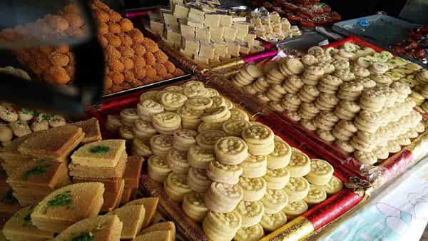 Real Vs Fake Mithai: మిఠాయిలు కొంటున్నారా.. అవి కల్తీవో.. కావో ఈ సింపుల్ చిట్కాలతో తెలుసుకోండి ఇలా