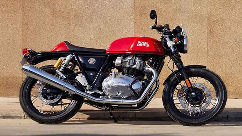 Royal Enfield: ప్రీమియం బైక్‌ సెగ్మెంట్‌లో మార్కెట్‌ నంబర్‌ వన్‌గా నిలుస్తూ వస్తోన్న రాయల్‌ ఎన్‌ఫీల్డ్‌కి షాక్‌ తగిలింది. గత ఏడాది సెప్టెంబర్‌తో పోల్చితే ఈ ఏడాది సెప్టెంబర్‌లో అమ్మకాలు భారీగా తగ్గుముఖం పట్టాయి. కరోనా ఫస్ట్‌ వేవ్‌ కంటే కరోనా సెకండ్‌ వేవ్‌ ఎఫెక్ట్‌ రాయల్ ఎన్‌ఫీల్డ్‌పై బాగా పడింది. ఇటీవల ఆ సంస్థ ప్రకటించిన ఫలితాలు ఇదే విషయాన్ని రుజువు చేస్తున్నాయి. 