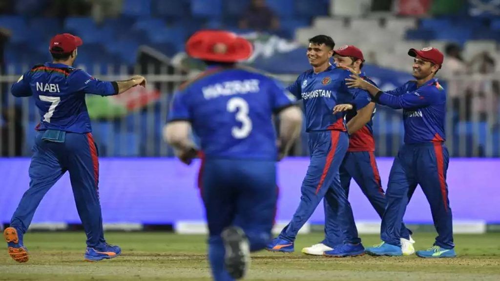 T20 World Cup 2021: స్కాట్లాండ్పై ఆఫ్ఘాన్ ఘన విజయం.. రాణించిన రెహమాన్, రషీద్ ఖాన్.. T20 World Cup 2021: స్కాట్లాండ్పై ఆఫ్ఘాన్ ఘన విజయం.. రాణించిన రెహమాన్, రషీద్ ఖాన్..