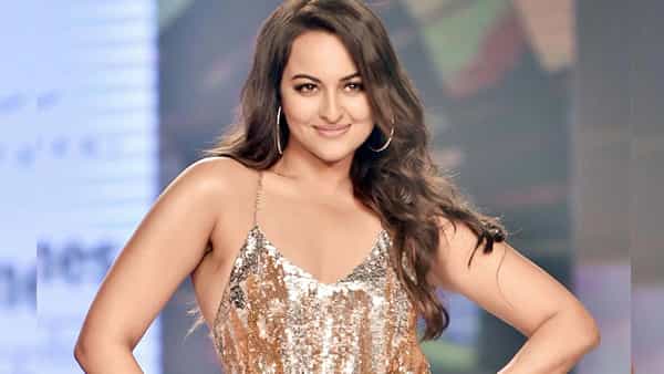 Sonakshi Sinha: ఐదేళ్లు అతడితో రిలేషన్లో ఉన్నా.. ఆసక్తిగా విషయాలు తెలిపిన బాలీవుడ్ బ్యూటీ..