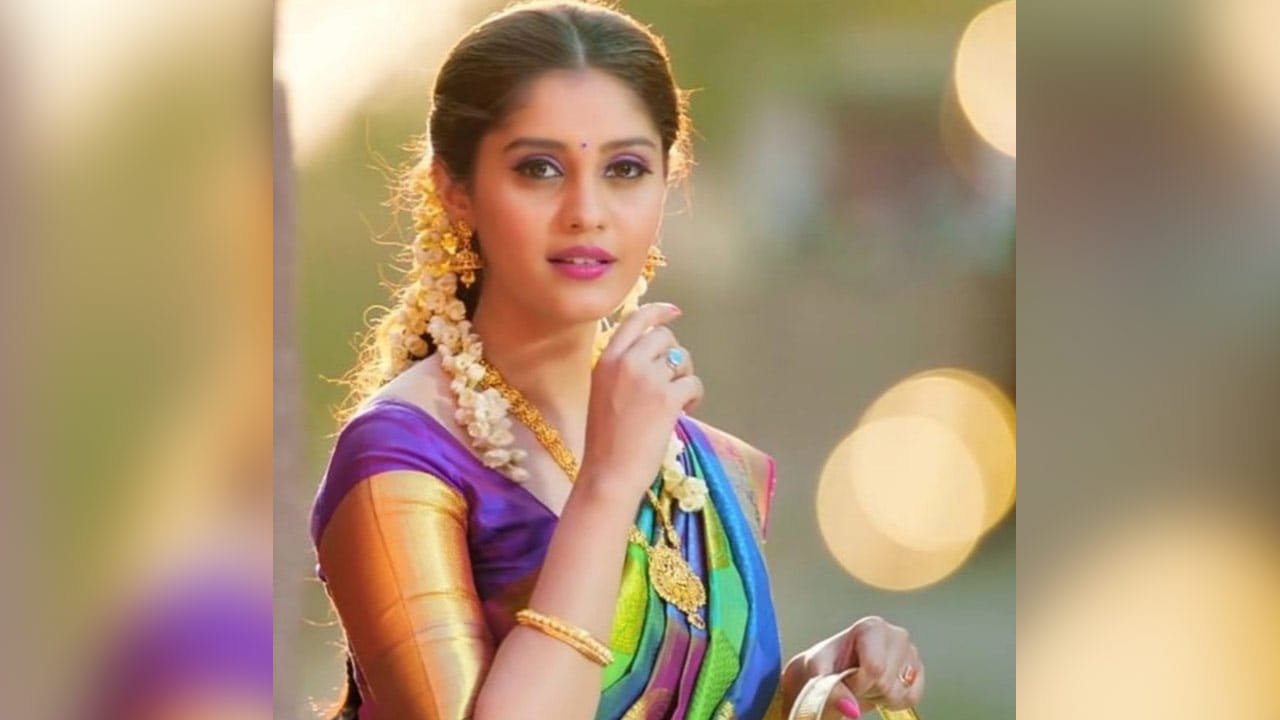 సందీప్ కిషన్ నటించిన బీరువా సినిమాతో తెలుగు ప్రేక్షకులకు పరిచయం అయ్యింది సురభి.