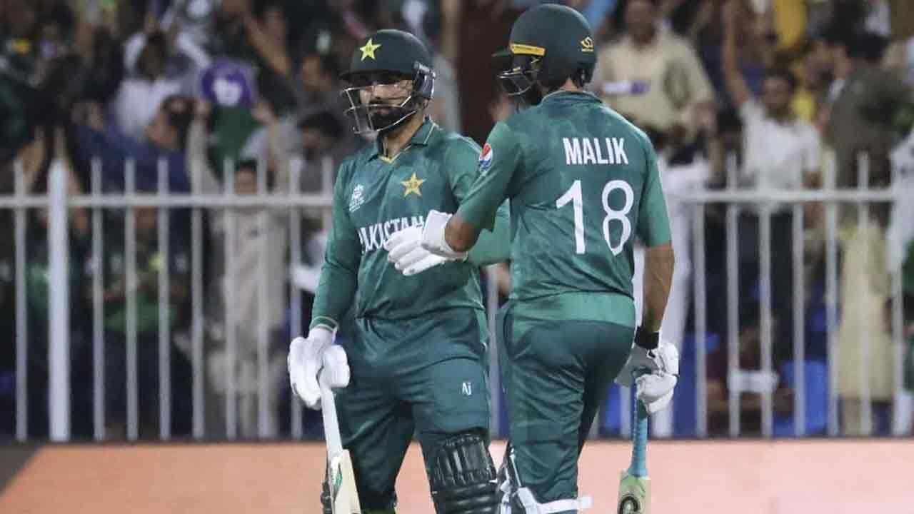 Pakistan vs New Zealand: టీ20 వరల్డ్‌కప్‌లో జోరు మీదున్న పాక్.. కివీస్‌పై 5 వికెట్ల తేడాతో అద్భుత విజయం..