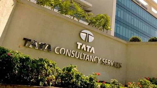 TCS Smart Hiring program: ఫ్రెషర్స్కు శుభవార్త..స్మార్ట్ హైరింగ్ ప్రోగ్రామ్ గడువుతేదీని పొడగించిన TCS..