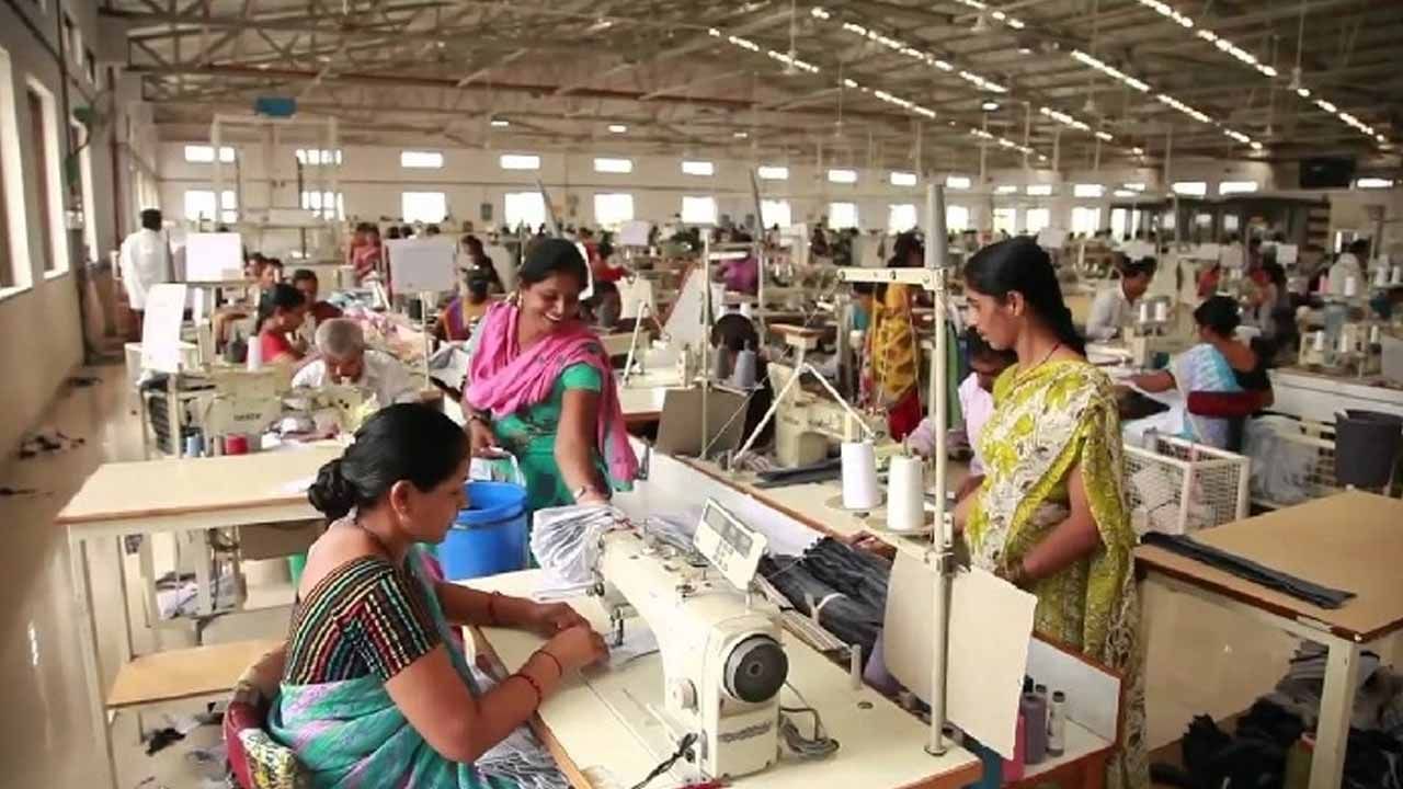 Mega Textile Parks: 7 టెక్స్‌టైల్ పార్కుల ఏర్పాటుకు కేంద్రం నోటిఫికేషన్.. ఏఏ రాష్ట్రాలు ఇంట్రెస్టింగ్‎గా ఉన్నాయంటే..