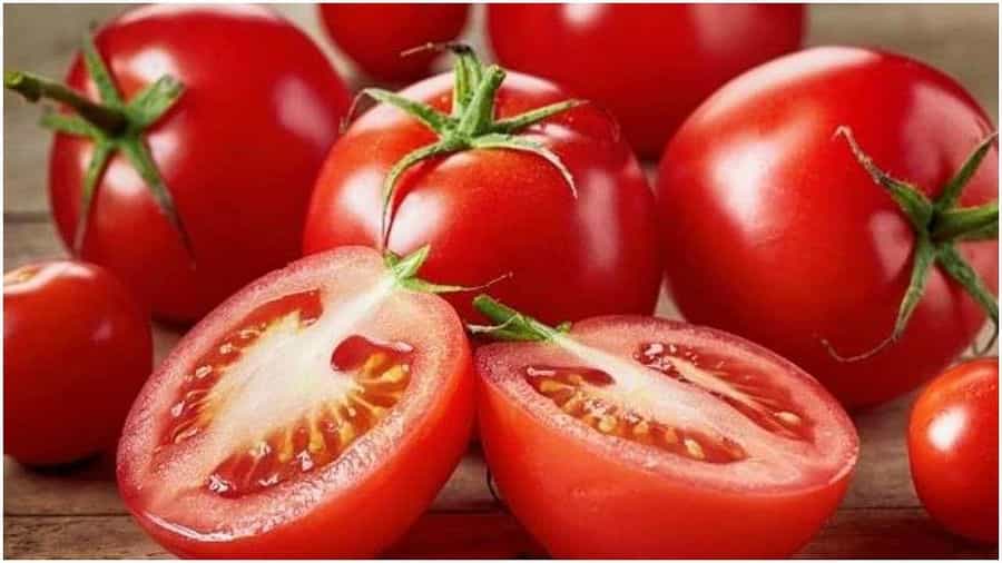 Blood Pressure: అధిక రక్తపోటు వేధిస్తుందా..? అయితే.. ఈ ఆహార పదార్థాలను తీసుకోండి..