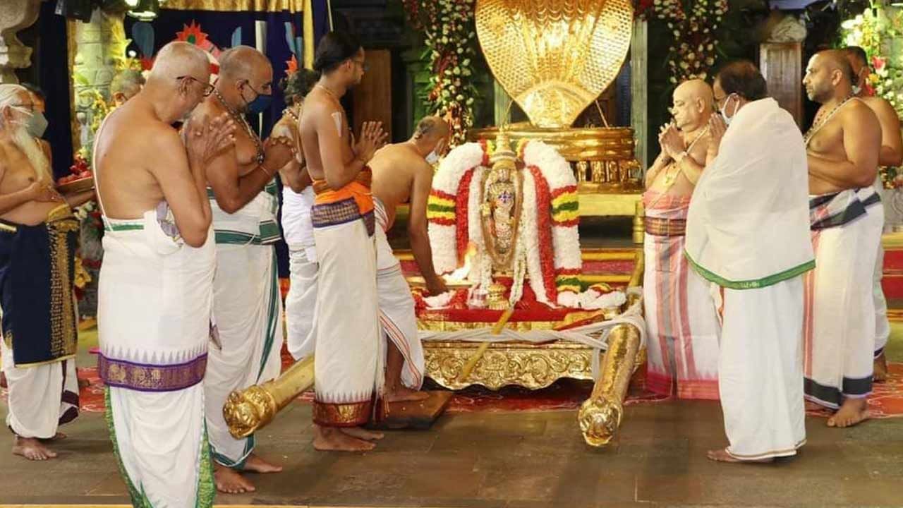 Thirumal: కరోనా ఎఫెక్ట్.. ఏకాంతంగా సాగిన తిరుమల శ్రీవారి ''భాగ్‌సవారి'' ఉత్సవం..