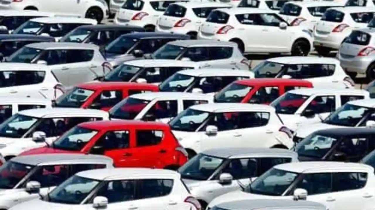 Auto Sales in November: భారీగా తగ్గిన ఆటోమొబైల్ సేల్స్.. నవంబర్‌లో పరుగులు తీసిన మారుతీ కార్ల సేల్స్!