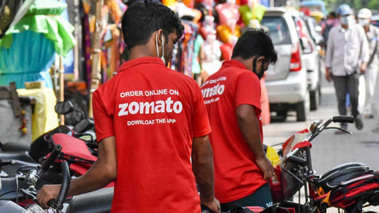 Reject Zomato: హిందీ వస్తేనే డబ్బులు రిఫండ్ అవుతాయి.. కస్టమర్‎కు షాకిచ్చిన జోమాటో కస్టమర్ సర్వీస్ ఎగ్జిక్యూటివ్..‎