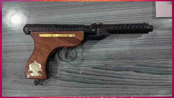 Air Gun: రోడ్డు ప్రమాదం మృతుని వద్ద ఎయిర్ గన్.. ఉలిక్కిపడ్డ నిర్మల్ జిల్లా పోలీసులు!