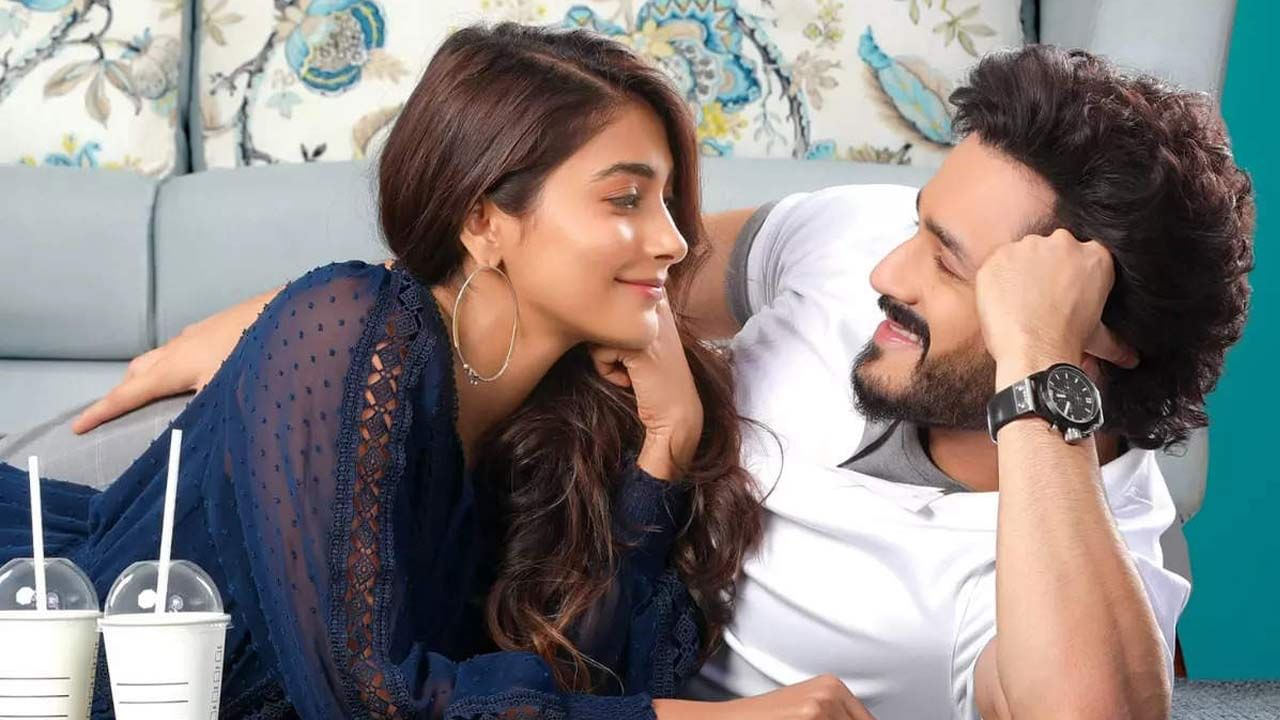 Most Eligible Bachelor: ఆహా అందిస్తున్న అందమైన ప్రేమకథ 'మోస్ట్ ఎలిజిబుల్ బ్యాచ్‌ల‌ర్‌'.. ఓటీటీకి వచ్చేసిన సినిమా