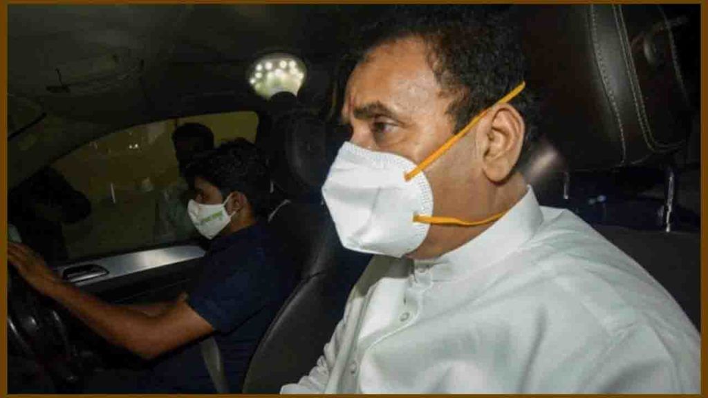 Anil Deshmukh: మహారాష్ట్ర మాజీ హోంమంత్రి అనిల్దేశ్ముఖ్ అరెస్ట్.. మనీలాండరింగ్ కేసులోఈడీ దర్యాప్తు ముమ్మరం Anil Deshmukh: మహారాష్ట్ర మాజీ హోంమంత్రి అనిల్దేశ్ముఖ్ అరెస్ట్.. మనీలాండరింగ్ కేసులోఈడీ దర్యాప్తు ముమ్మరం