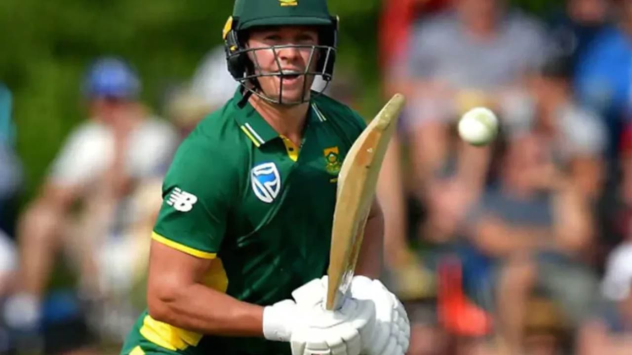 AB de Villiers Retires: క్రికెట్‌ ఫ్యాన్స్‌కు షాక్‌.. అన్ని ఫార్మాట్లకు రిటైర్మెంట్ ప్రకటించిన ఏబీ డివిలియర్స్‌..