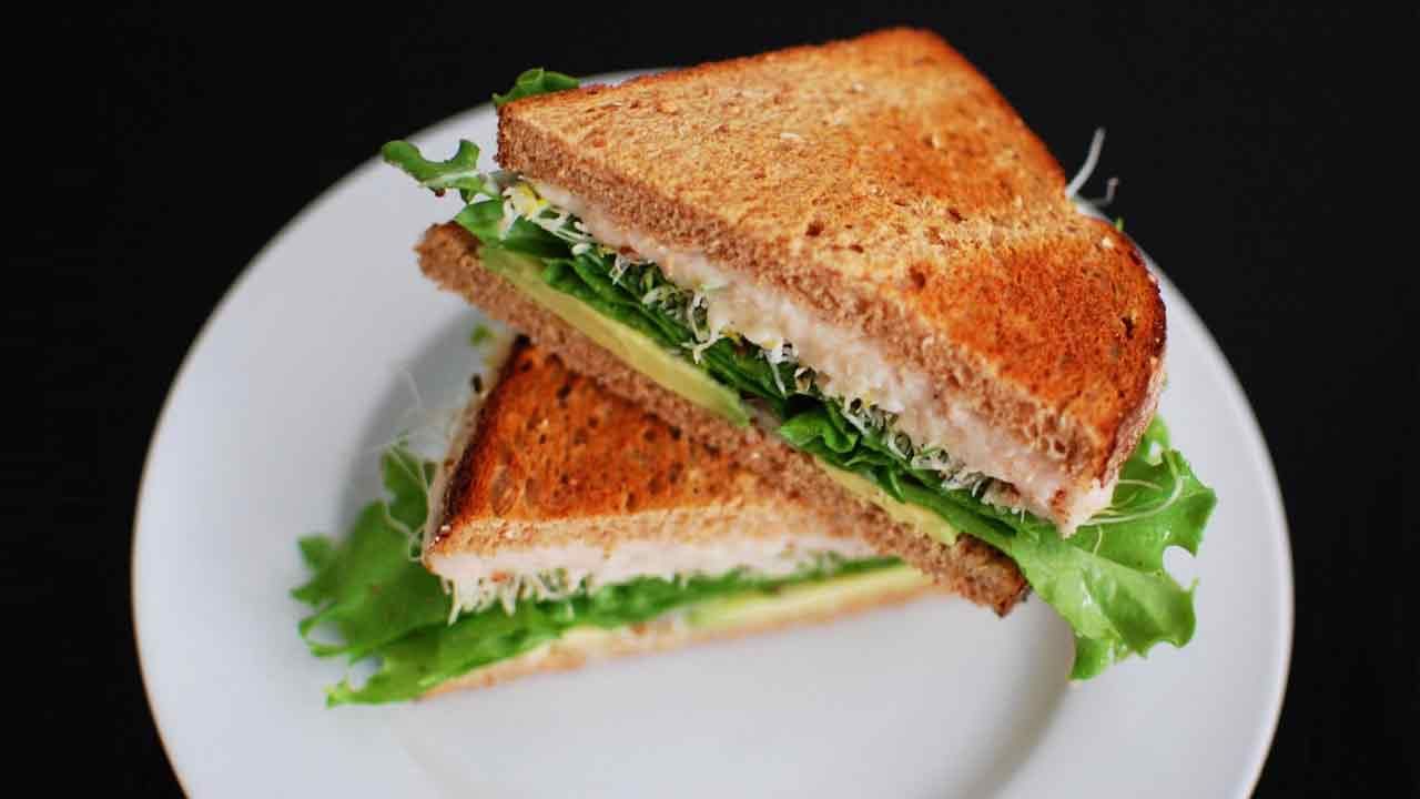 Sandwich Recipe: వావ్.. చిటికెలో మీ చిన్నారుల కోసం అవోకాడోతో శాండ్విచ్‌.. భ‌లే రుచిరా బాబు..