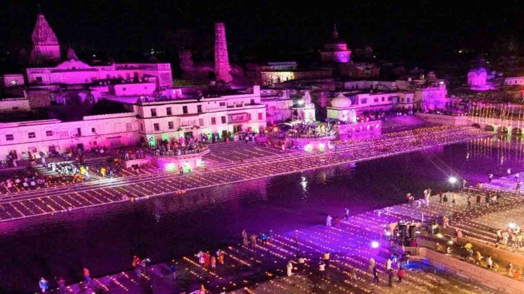 Ayodhya Deepotsav: అయోధ్య జిగేల్.. జిగేల్.. ప్రపంచ రికార్డు సృష్టించేందుకు సిద్ధం.. భారీ ఏర్పాట్లు Ayodhya Deepotsav: అయోధ్య జిగేల్.. జిగేల్.. ప్రపంచ రికార్డు సృష్టించేందుకు సిద్ధం.. భారీ ఏర్పాట్లు