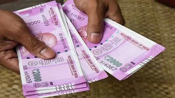 Small Finance Banks: ఈ చిన్న ఫైనాన్స్ బ్యాంకుల్లో సేవింగ్స్ ఖాతాలకు అధిక వడ్డీ రేటు.. ఏయే బ్యాంకులు అంటే..