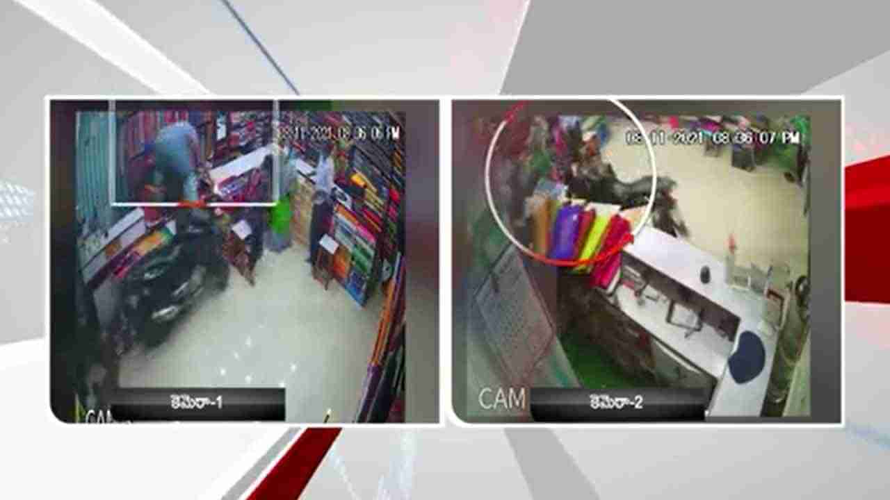 Watch Video: సినిమా సీన్ తలపించిన ప్రమాదం.. సీసీ టీవీ కెమెరాలో కనిపించిన దృశ్యాలు..