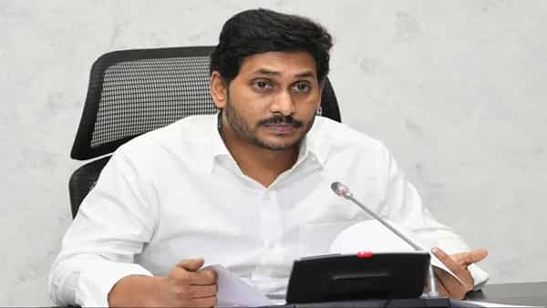 AP CM YS Jagan: ‘జగనన్న సంపూర్ణ గృహ హక్కు’పై ముఖ్యమంత్రి వైఎస్ జగన్ కీలక వ్యాఖ్యలు