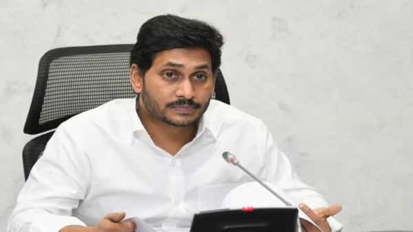 Andhra Pradesh: నేడు తిరుమలకు సీఎం జగన్.. అమిత్షాతో కలిసి శ్రీవారి దర్శనం