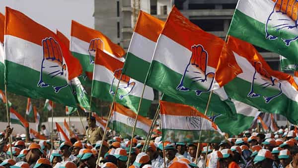Inside Congress War Room: హుజూరాబాద్లో ఓటమికి మీరే కారణం.. కాదు మీరే.. కాంగ్రెస్ వార్ రూమ్ సమావేశంలో ఏం జరిగిందంటే..?