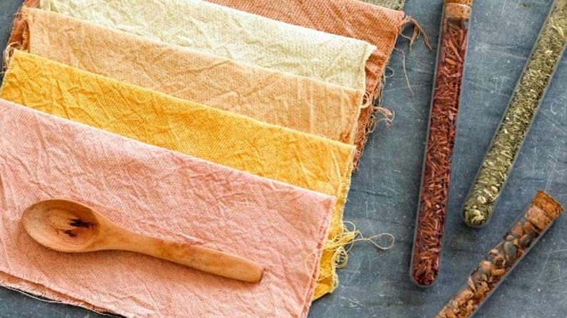 గాలి కంటే చల్లగా ఉండే మొదటి వస్త్రాన్ని ఎండలో పరీక్షించినప్పుడు, చుట్టుపక్కల గాలి కంటే ఇది 3.5 శాతం వరకు చల్లగా ఉన్నట్లు కనుగొనబడింది. గాలి కంటే చల్లగా ఉండే ఇలాంటి ఫ్యాబ్రిక్ ప్రపంచంలో ఇదే మొదటిదని పరిశోధకులు చెబుతున్నారు. ఈ గుడ్డలో అల్యూమినియం ఆక్సైడ్ నానోపార్టికల్స్ మిళితమై ఉన్నాయని పరిశోధన నివేదిక చెబుతోంది. అందువల్ల, ఇది పరారుణ, కనిపించే మరియు అతినీలలోహిత కిరణాలను ప్రతిబింబిస్తుంది మరియు వాటిని శరీరం నుండి దూరంగా ఉంచుతుంది.