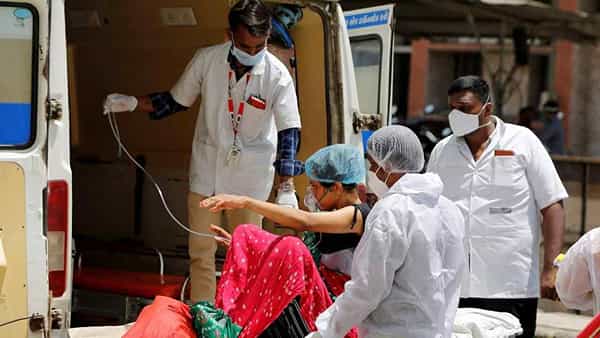 WHO: కరోనా ముప్పు ఇంకా పొంచివుంది.. ఫిబ్రవరి నాటికి యూరప్లో 5 లక్షల మరణాలు: డబ్ల్యూహెచ్ఓ